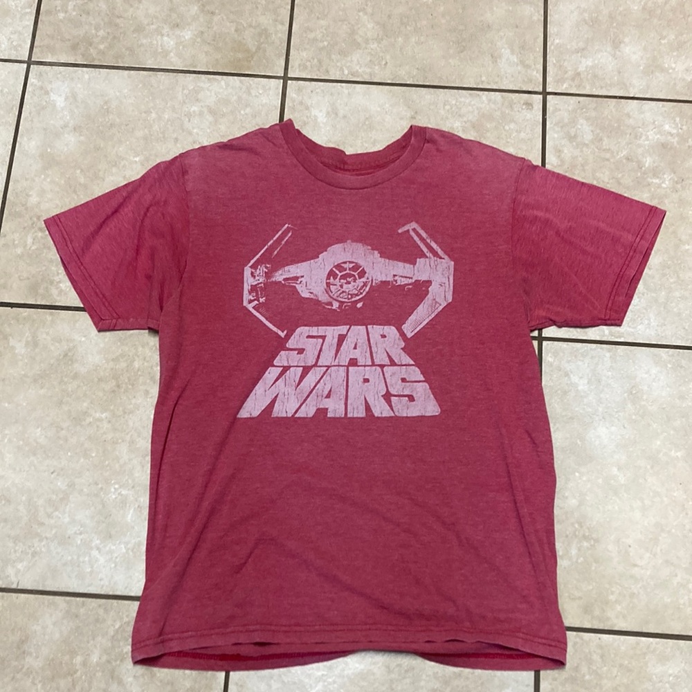 Star Wars light red t-shirt